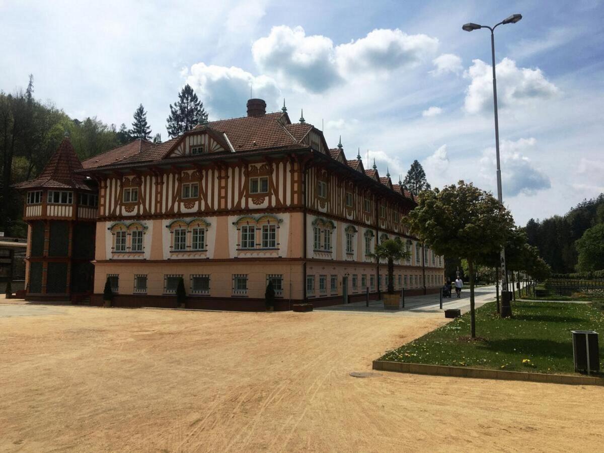 Ubytovani V Soukromi Luhacovice - Pozlovice Exterior foto
